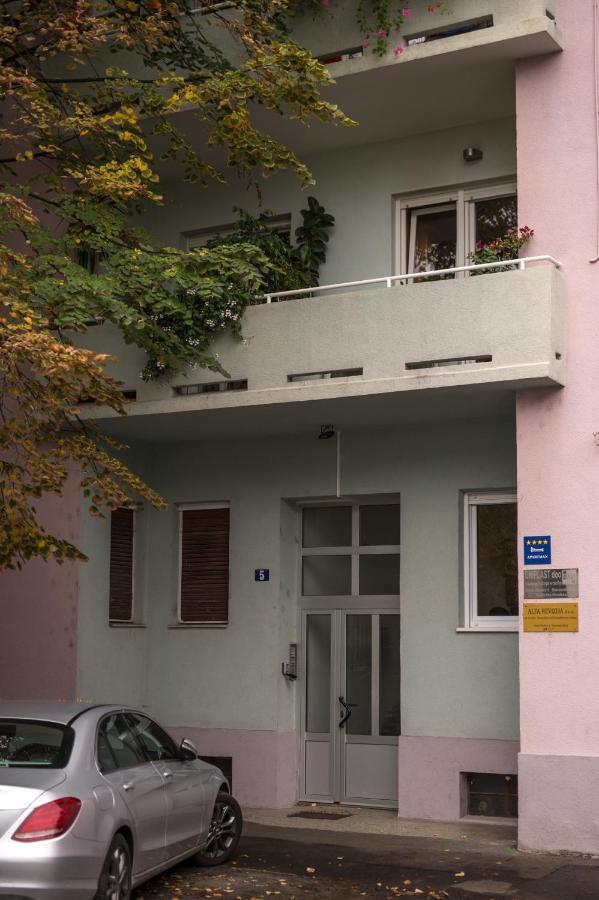 סלאבונסקי ברוד Apartman Pannonica Pin 0-24H מראה חיצוני תמונה