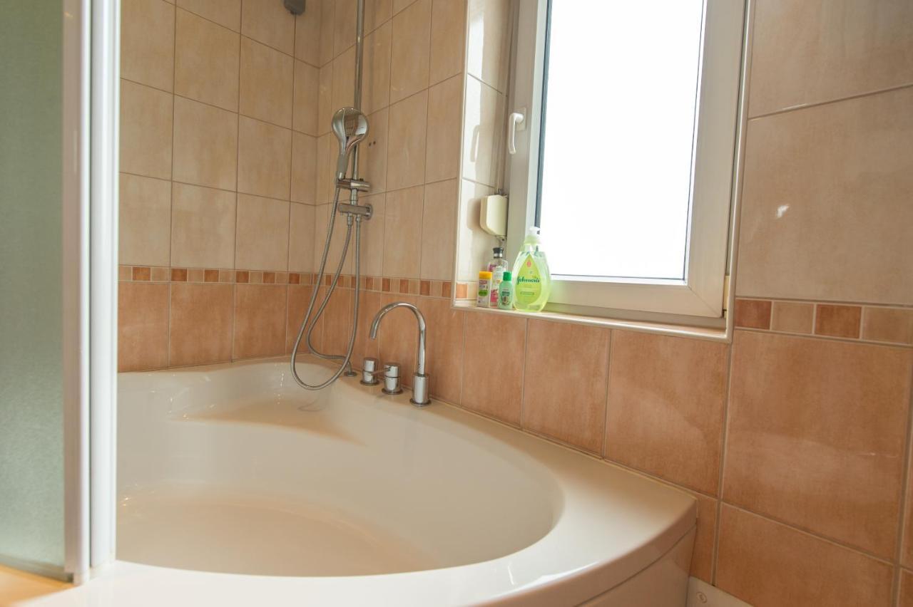 סלאבונסקי ברוד Apartman Pannonica Pin 0-24H מראה חיצוני תמונה