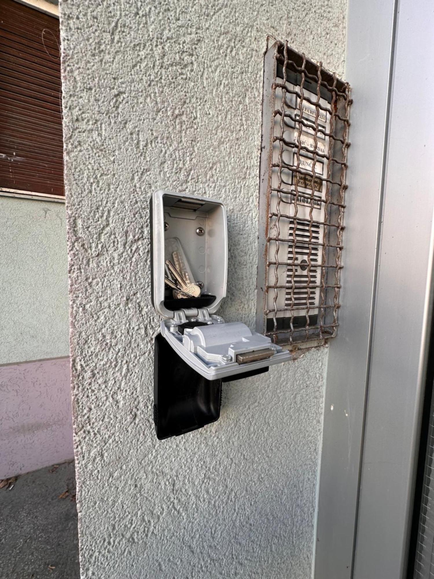 סלאבונסקי ברוד Apartman Pannonica Pin 0-24H מראה חיצוני תמונה
